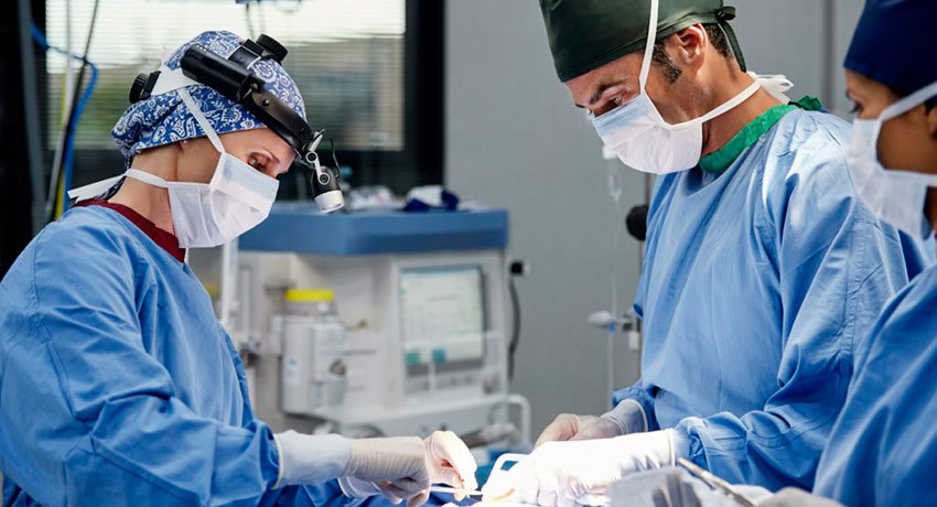 Проведение хирургическое операции при аденокарциноме легкого