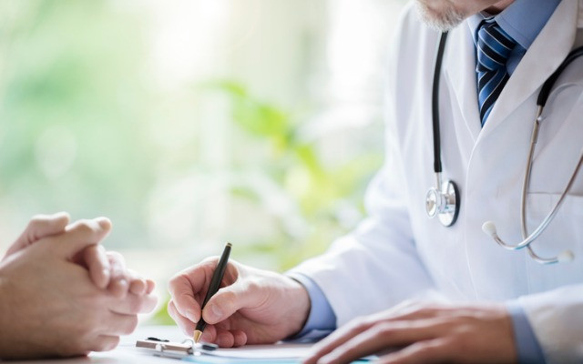 Лечение рака: прием врача онколога