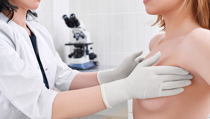 Рак молочной железы: обследование Рак молочной железы: осмотр врача
